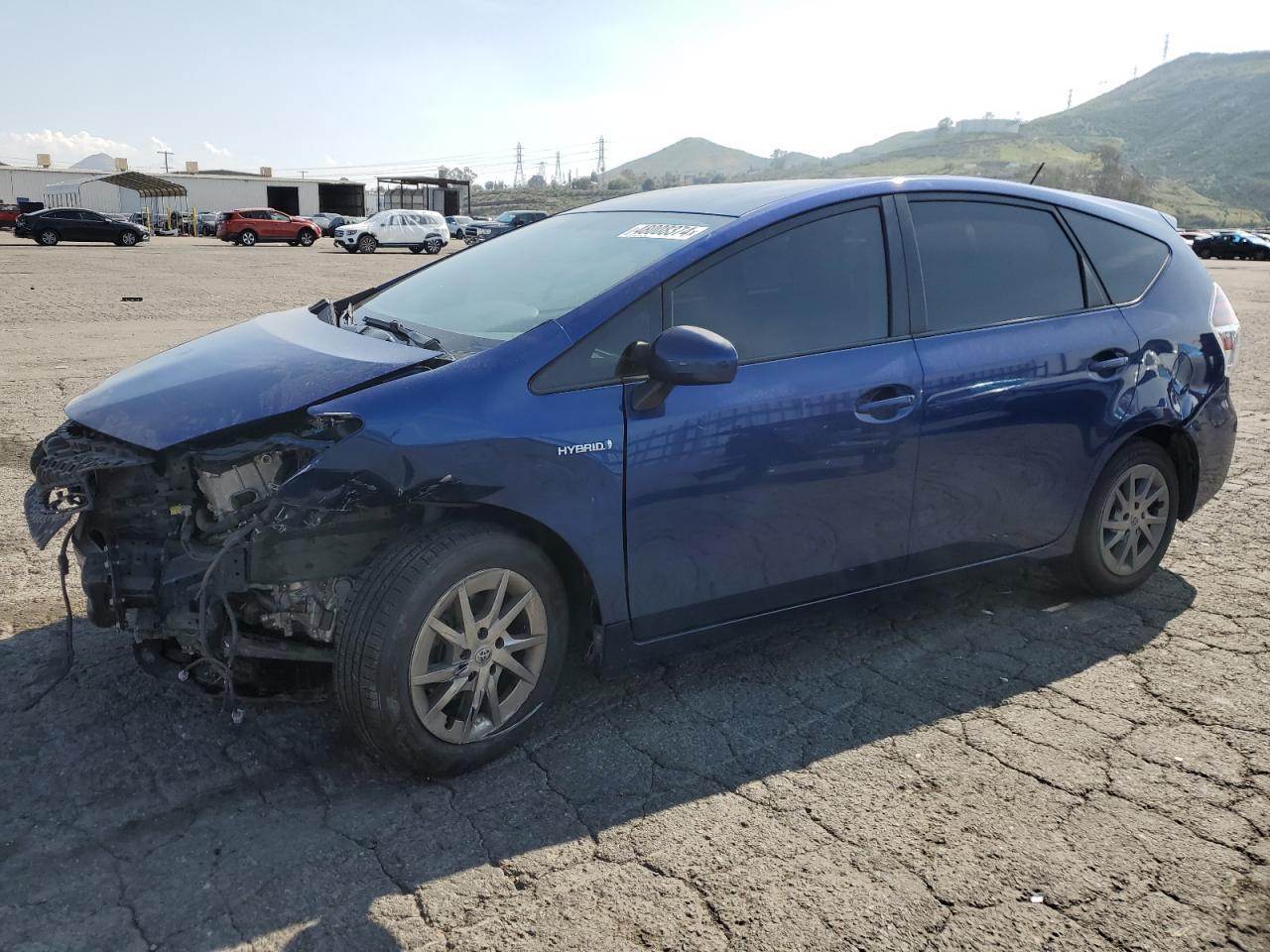 2015 TOYOTA PRIUS V car image