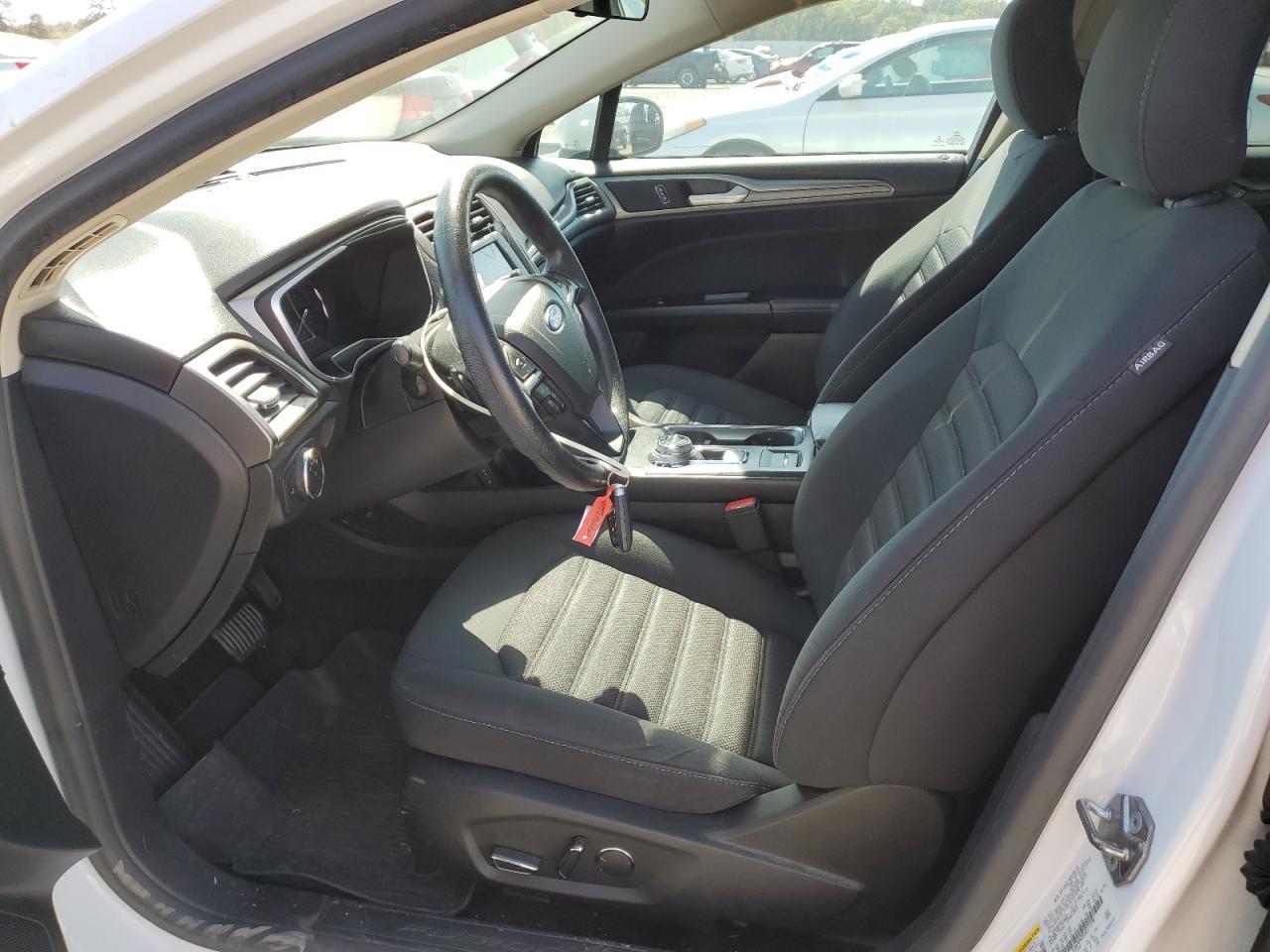 2017 FORD FUSION SE - Фото 7