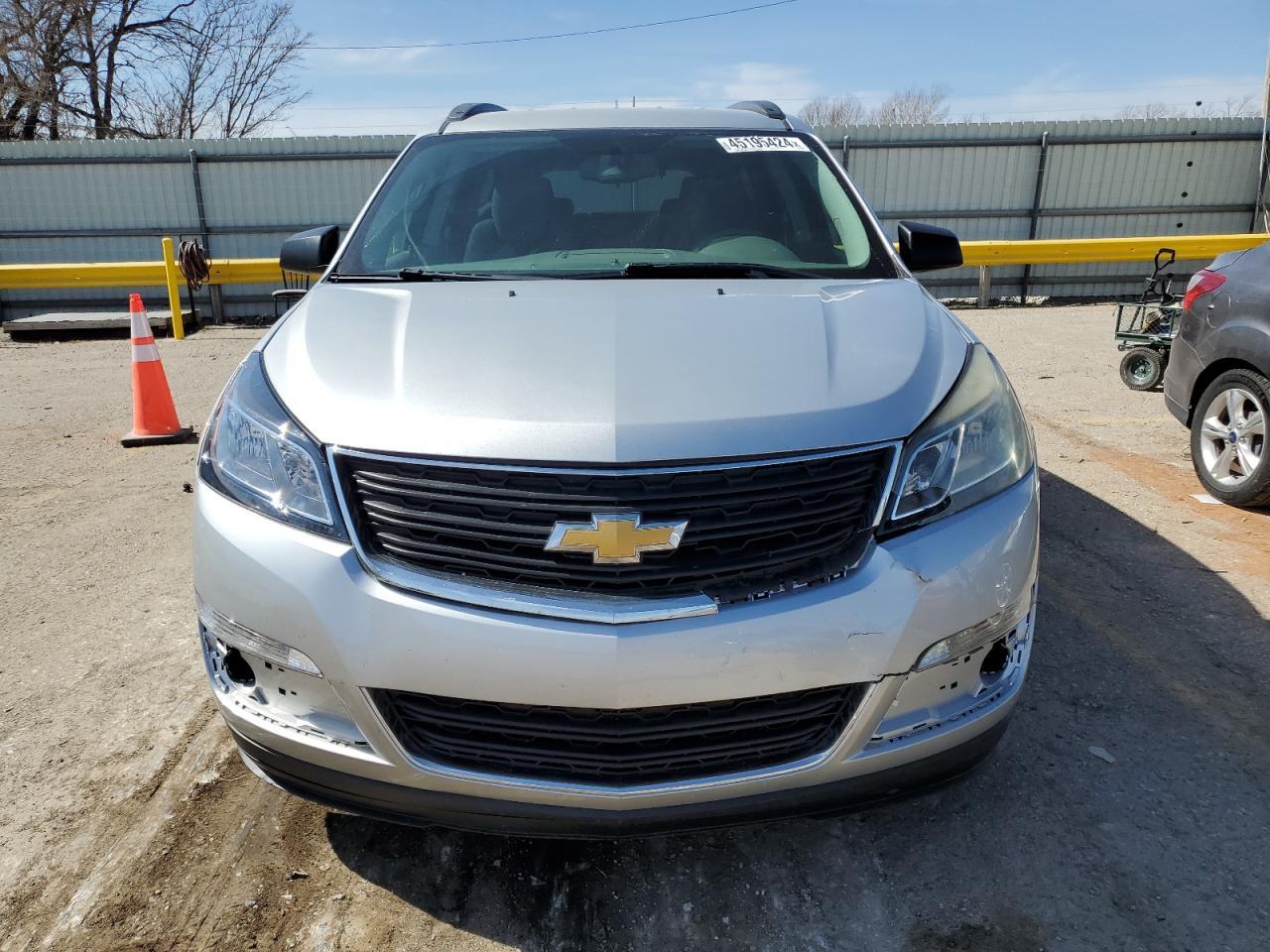 2014 CHEVROLET TRAVERSE L - Image 5