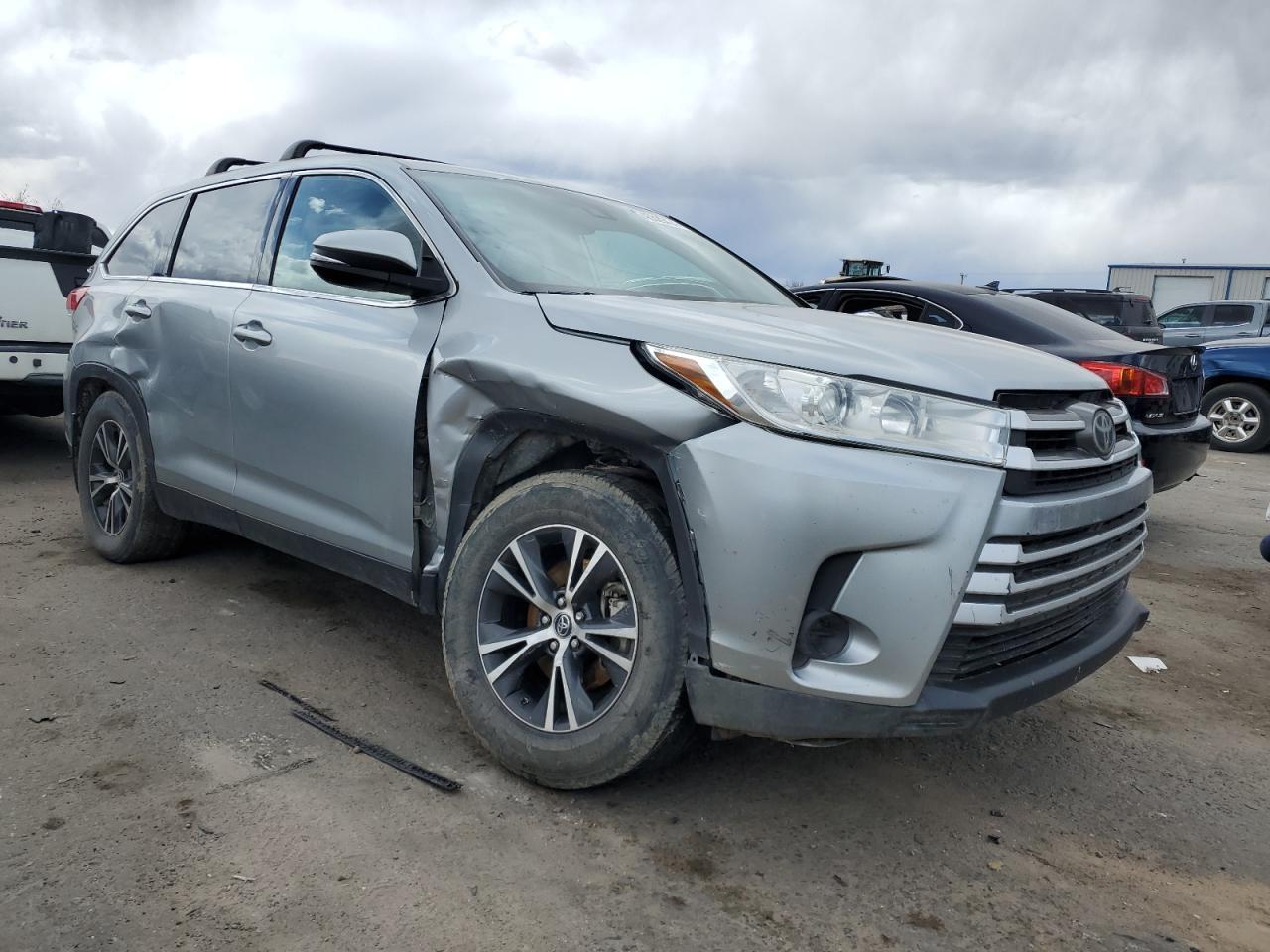 2019 TOYOTA HIGHLANDER - Фото 4