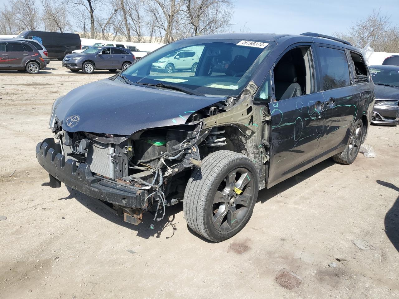 2015 TOYOTA SIENNA SPO