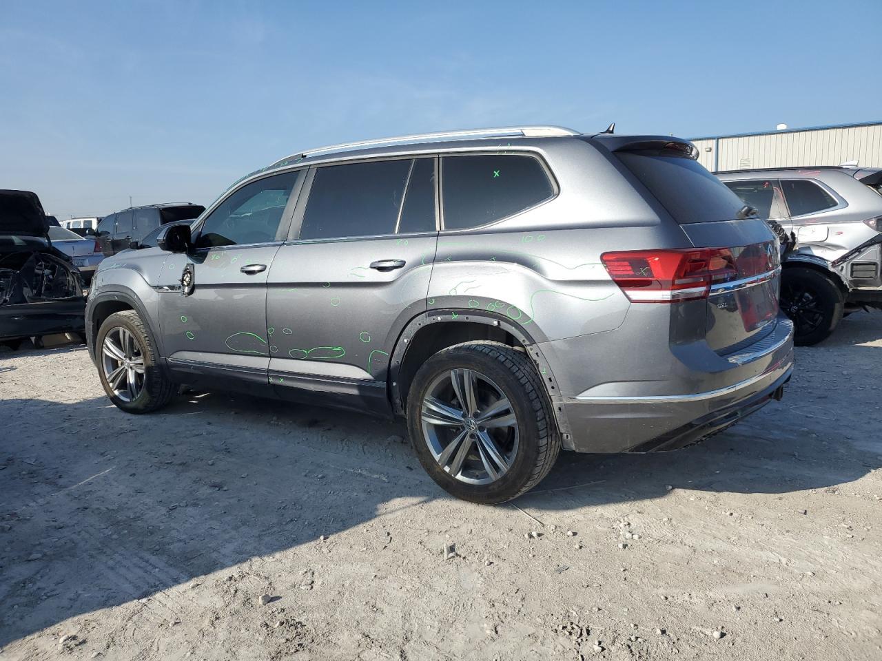 2018 VOLKSWAGEN ATLAS SEL - Фото 2