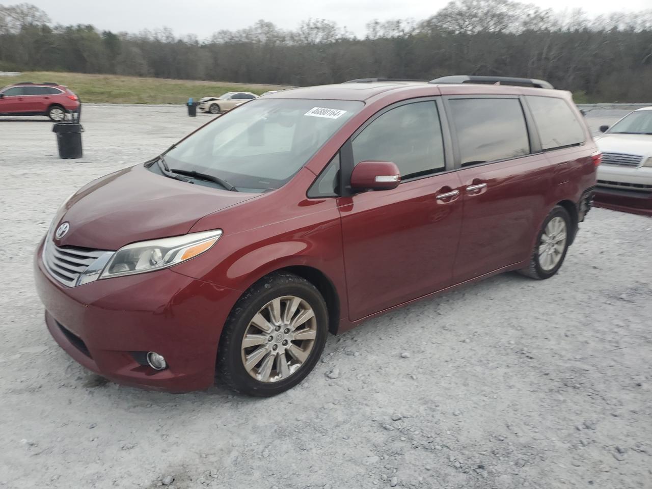 2015 TOYOTA SIENNA XLE