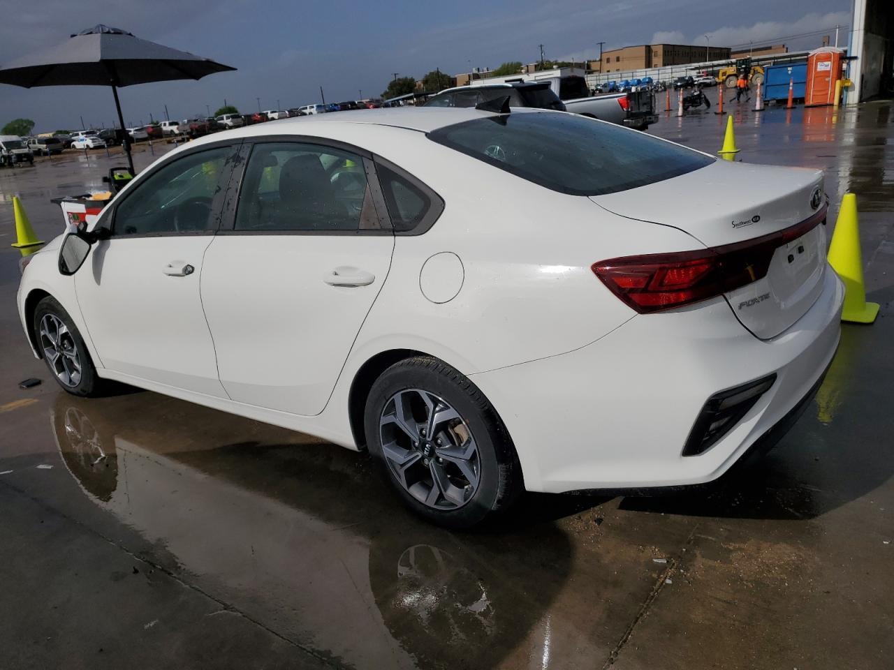 2020 KIA FORTE FE - Image 2