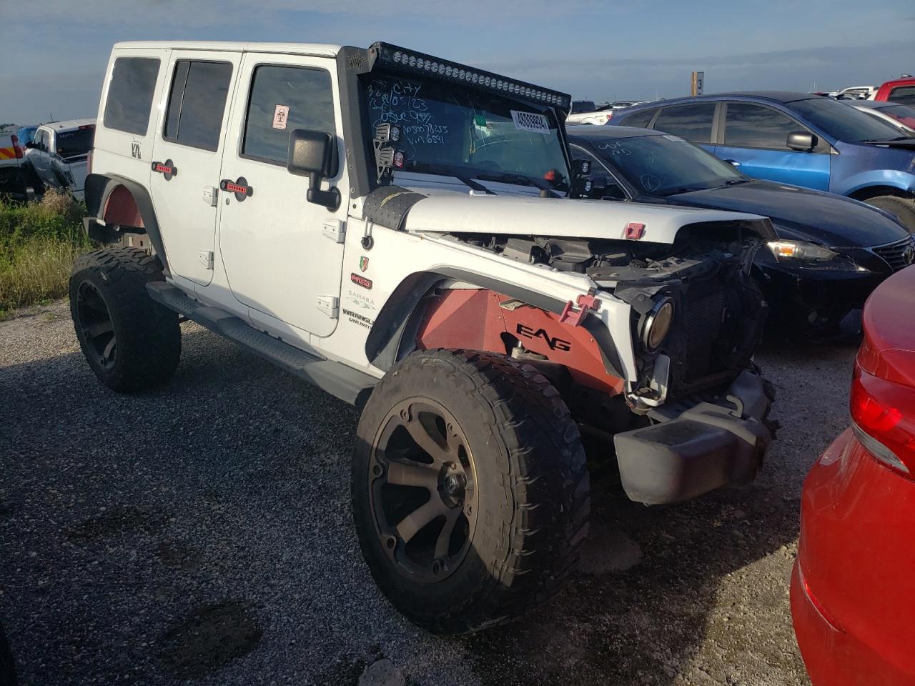 2014 JEEP WRANGLER U - Image 4