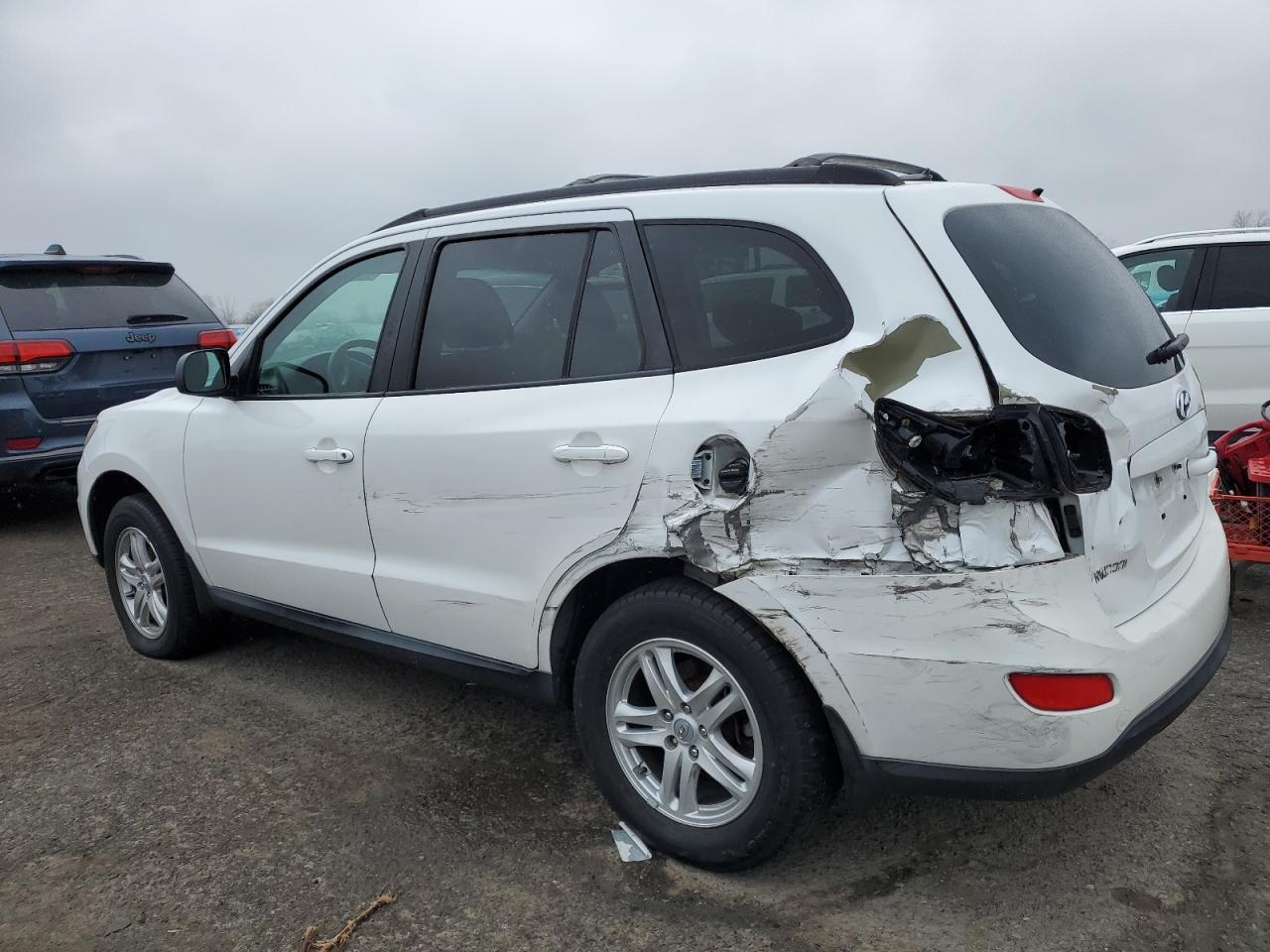 2011 HYUNDAI SANTA FE G - Image 2