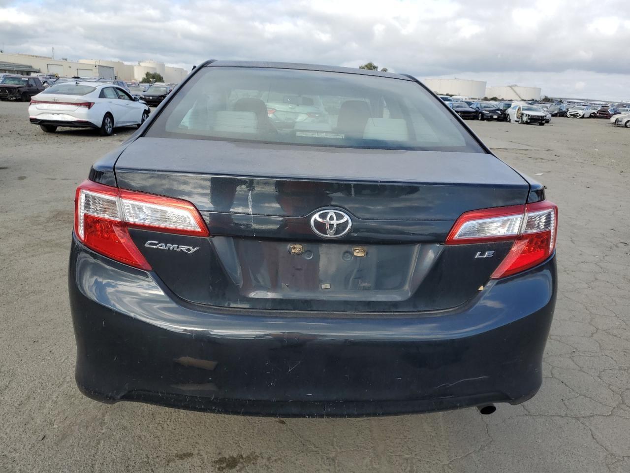 2014 TOYOTA CAMRY L - Фото 6