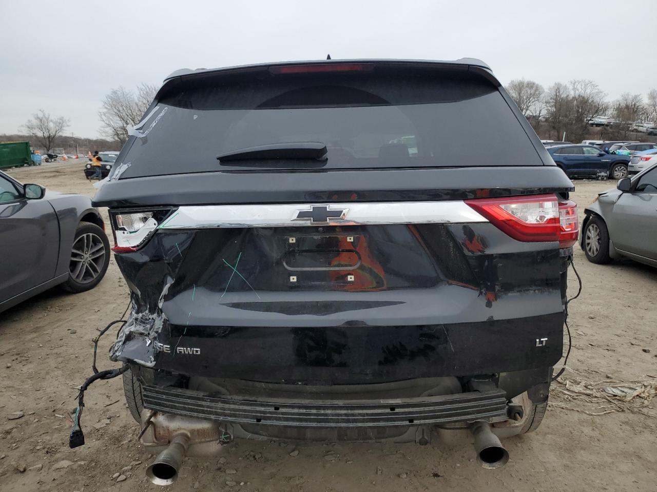 2021 CHEVROLET TRAVERSE L - Фото 6