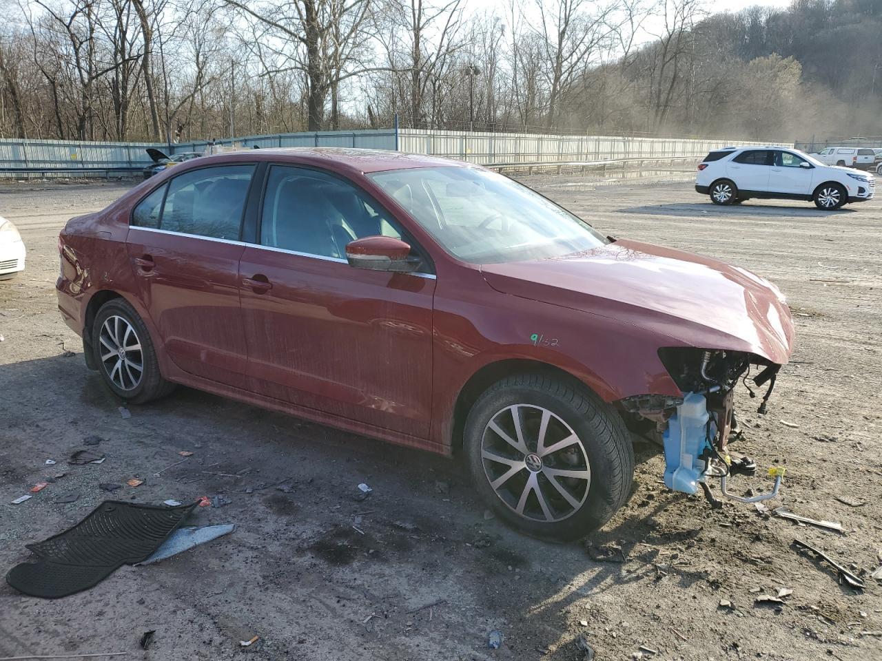 2017 VOLKSWAGEN JETTA SE - Image 4