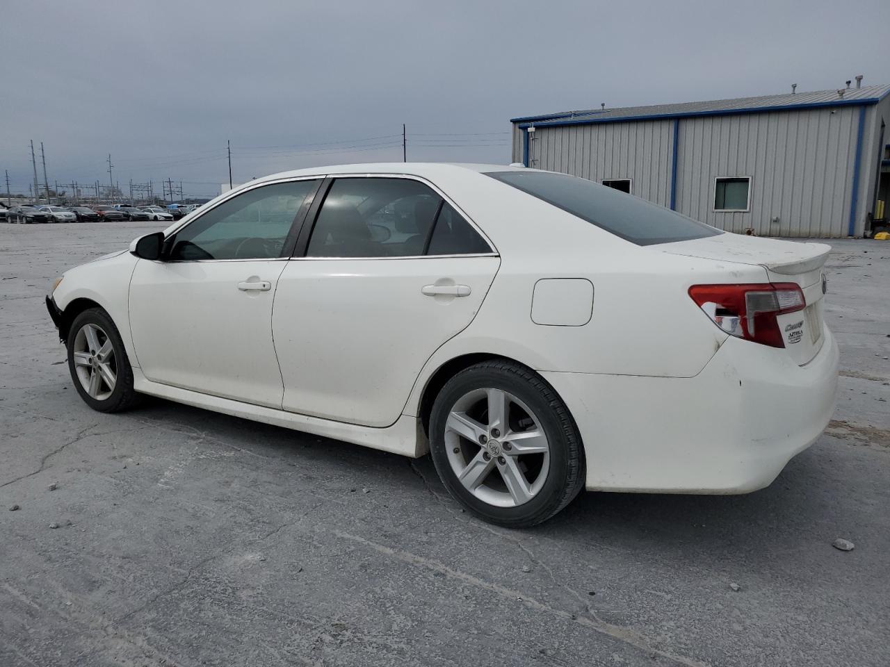 2012 TOYOTA CAMRY BASE - Image 2