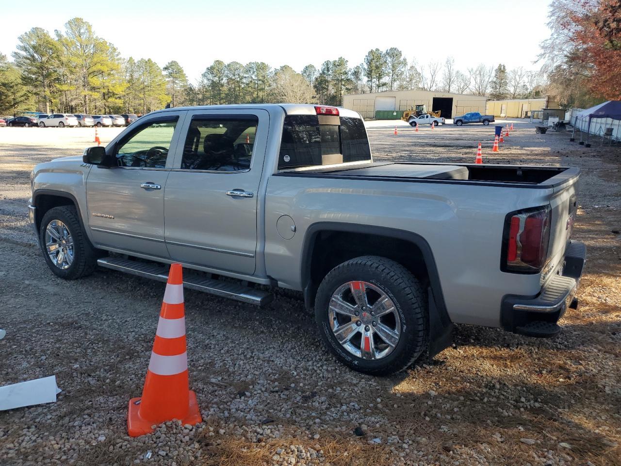 2016 GMC SIERRA K15 - Image 2