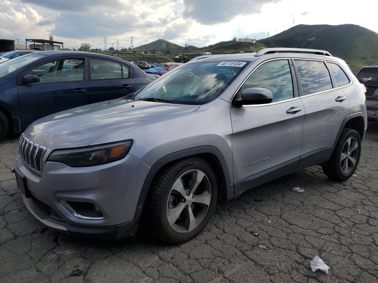 2019 JEEP CHEROKEE L