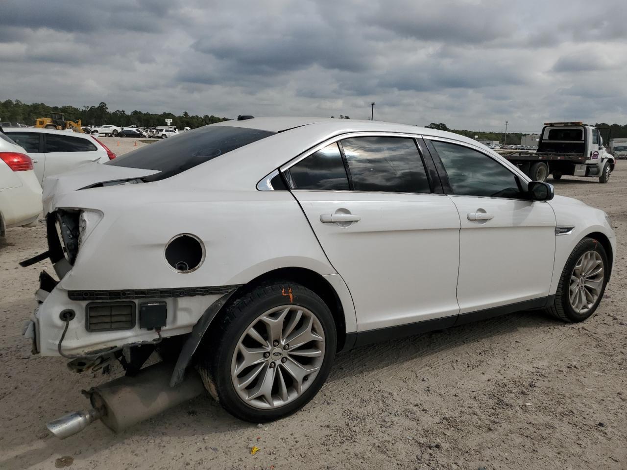 2019 FORD TAURUS LIM - Фото 3