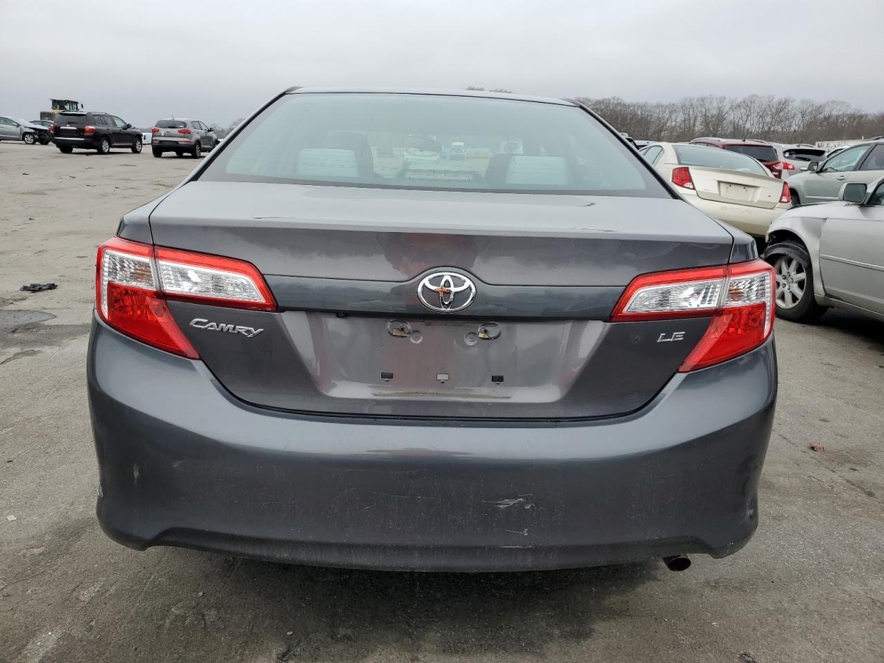 2014 TOYOTA CAMRY L - Фото 6