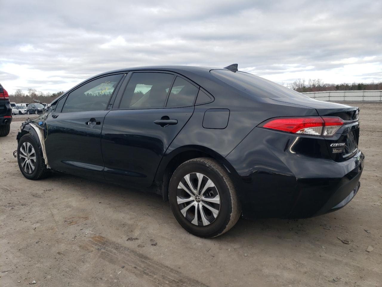 2021 TOYOTA COROLLA LE - Фото 2