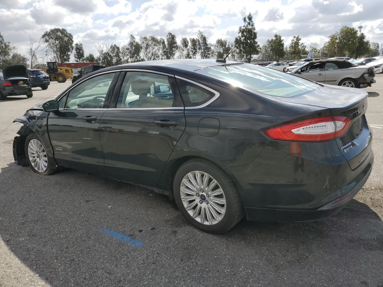2014 FORD FUSION SE - Image 2
