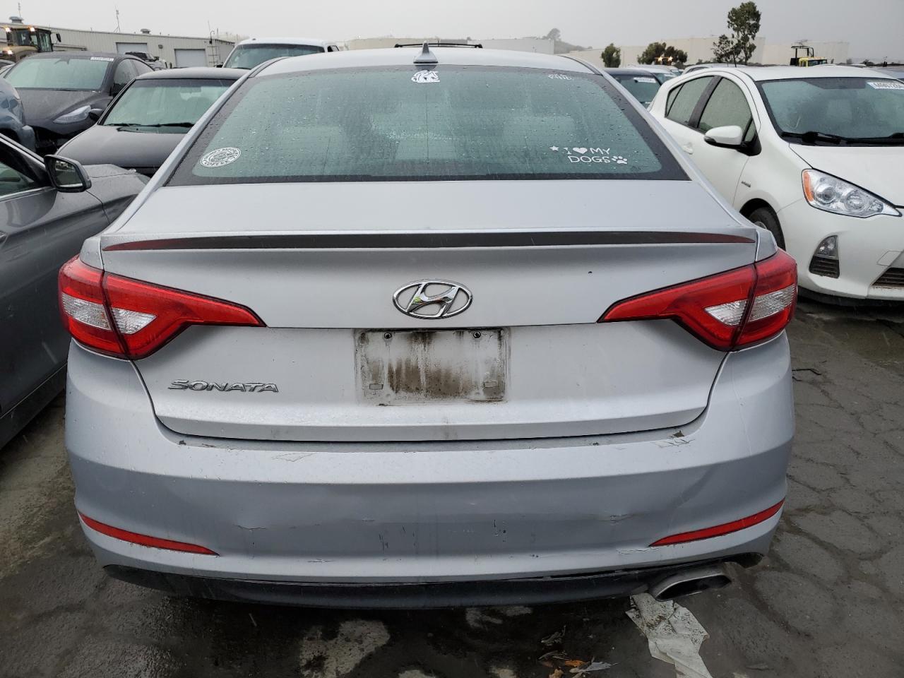 2017 HYUNDAI SONATA SE - Image 6