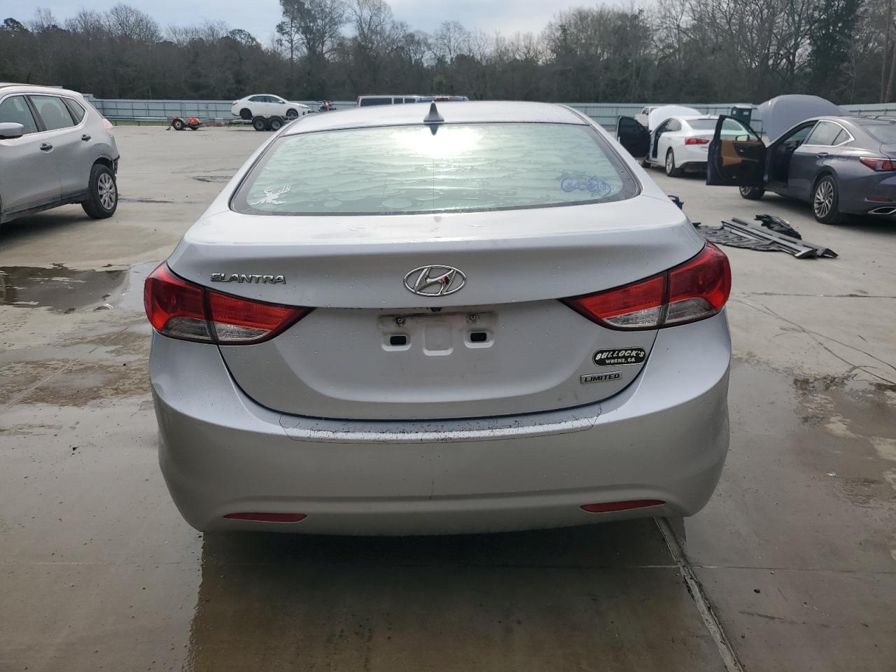 2013 HYUNDAI ELANTRA GL - Image 6