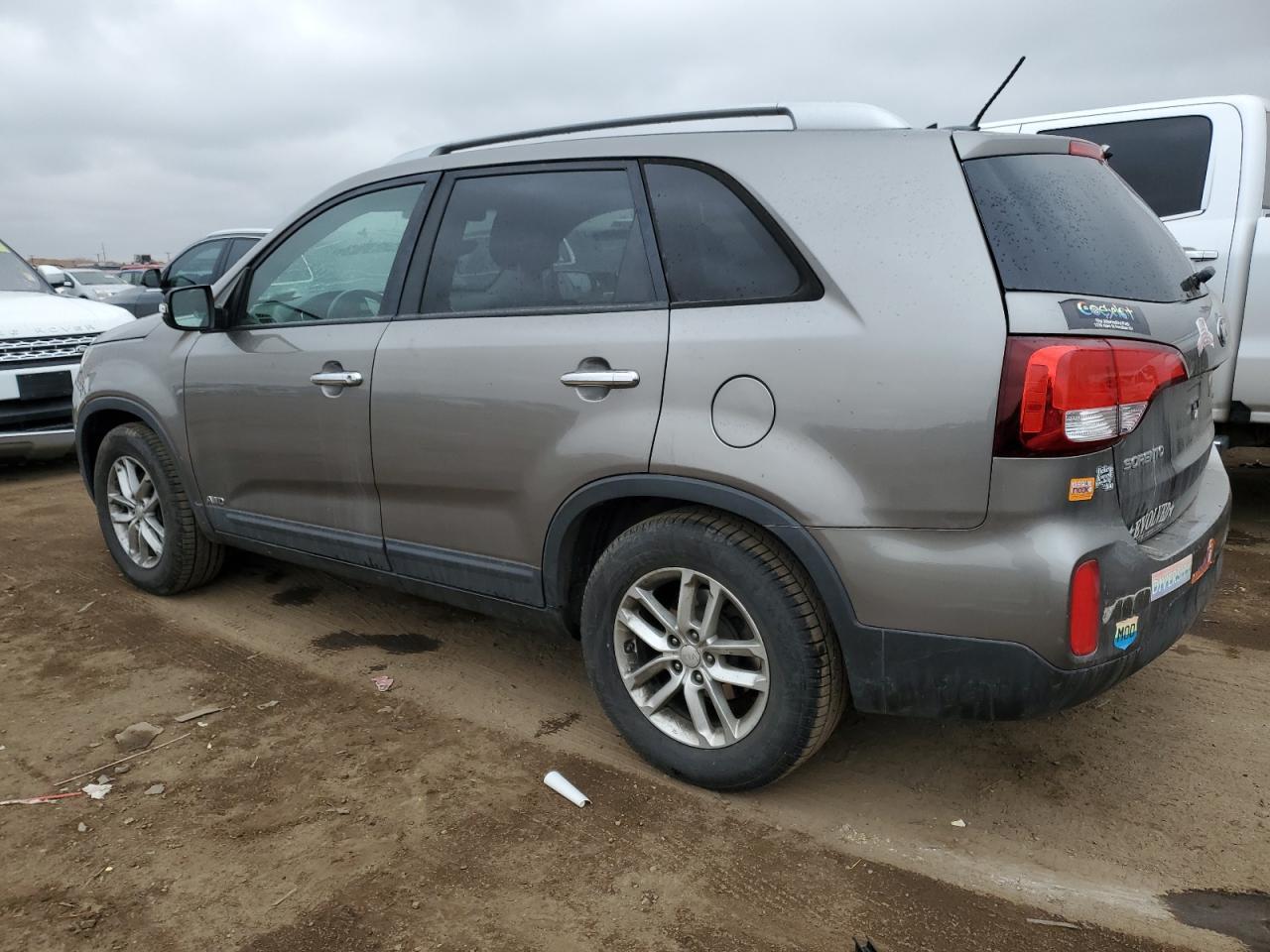 2014 KIA SORENTO LX - Image 2