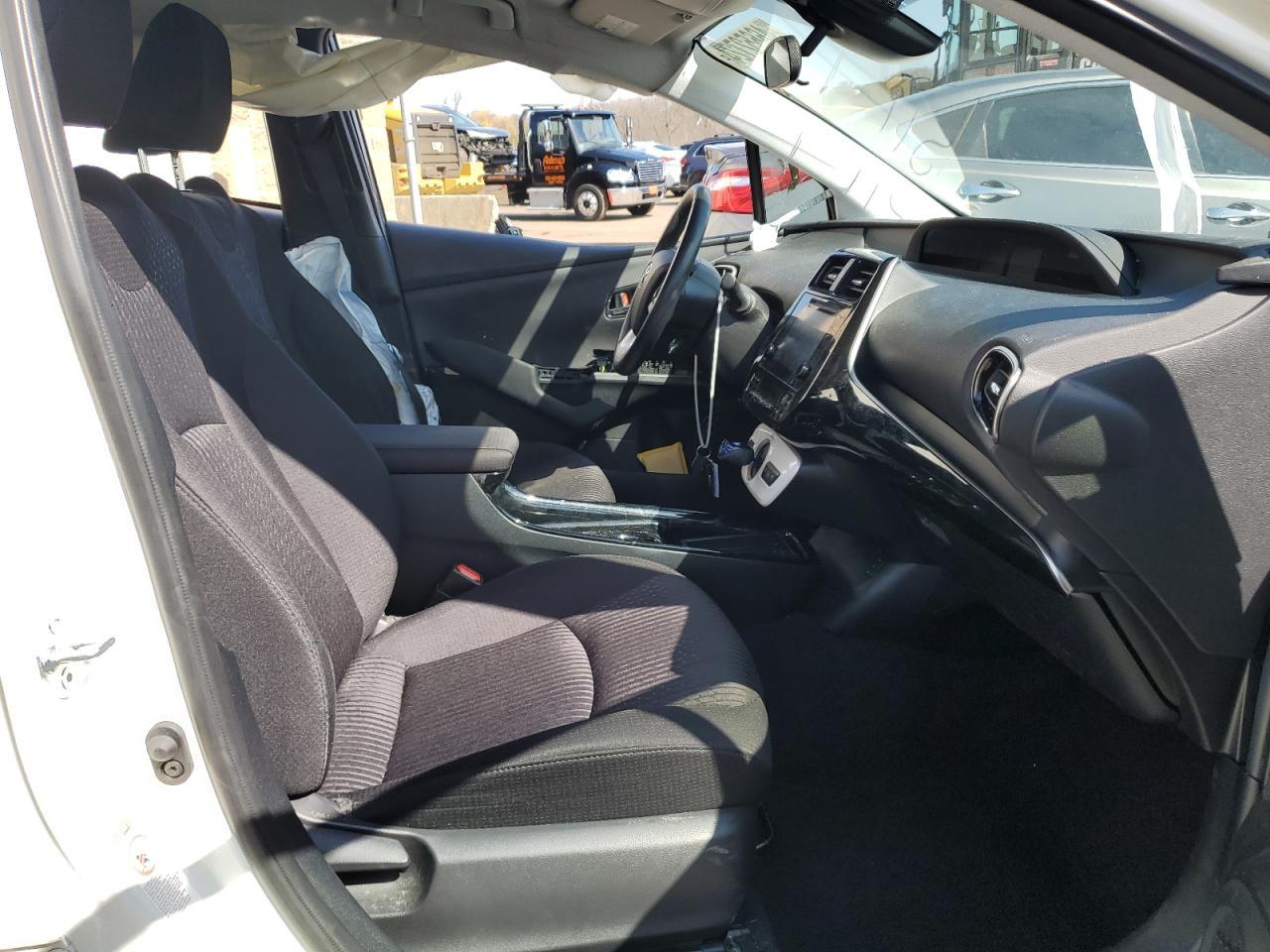 2018 TOYOTA PRIUS PRIM - Фото 7