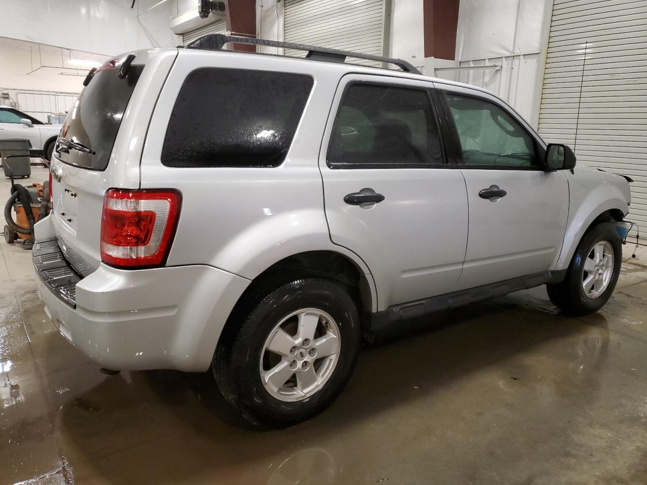 2012 FORD ESCAPE XLT - Фото 3
