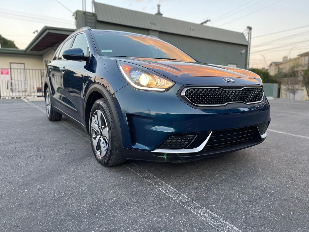 2019 KIA NIRO FE car image