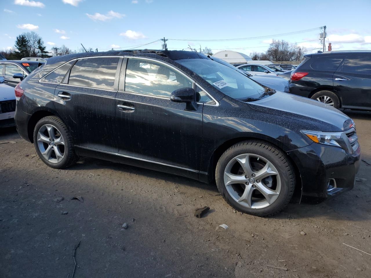 2014 TOYOTA VENZA LE - Фото 4