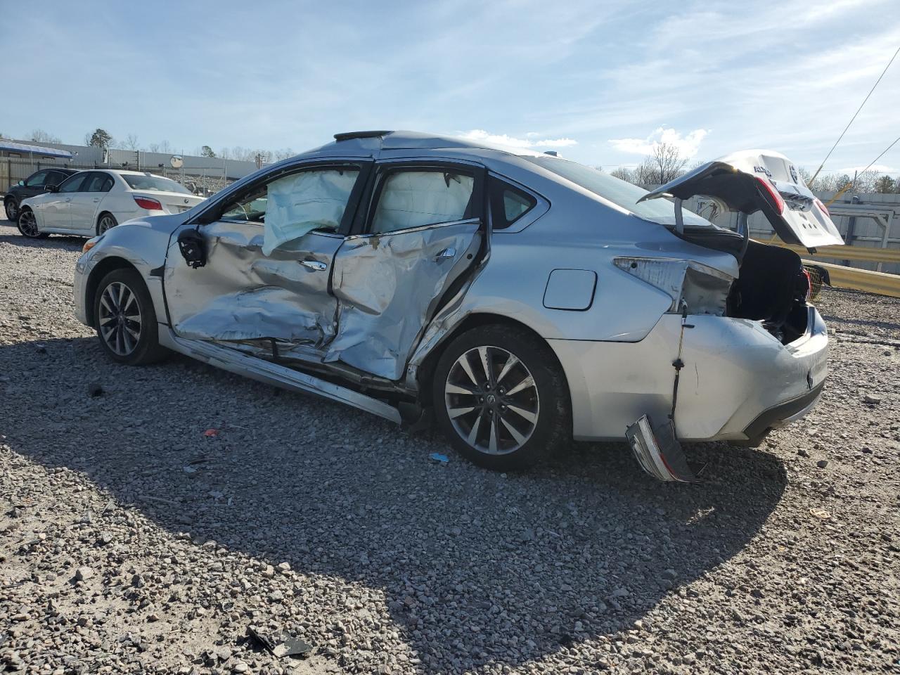 2017 NISSAN ALTIMA 2.5 - Фото 2