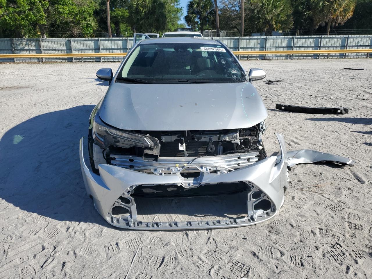 2020 TOYOTA COROLLA LE - Фото 5