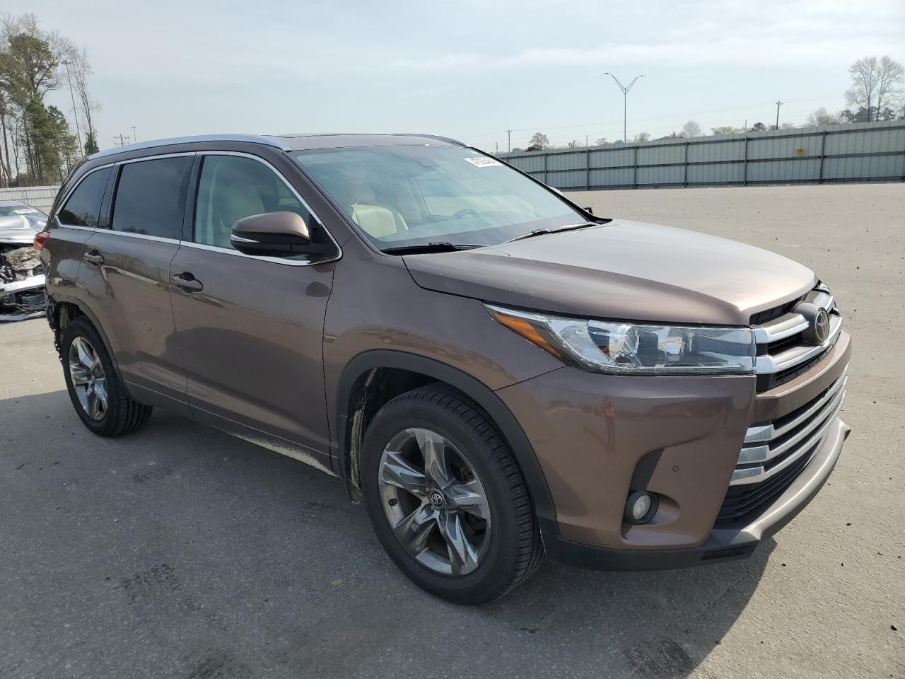 2018 TOYOTA HIGHLANDER - Фото 4