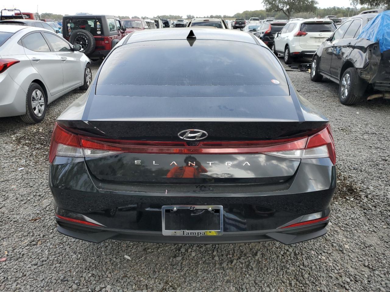 2023 HYUNDAI ELANTRA SE - Фото 6