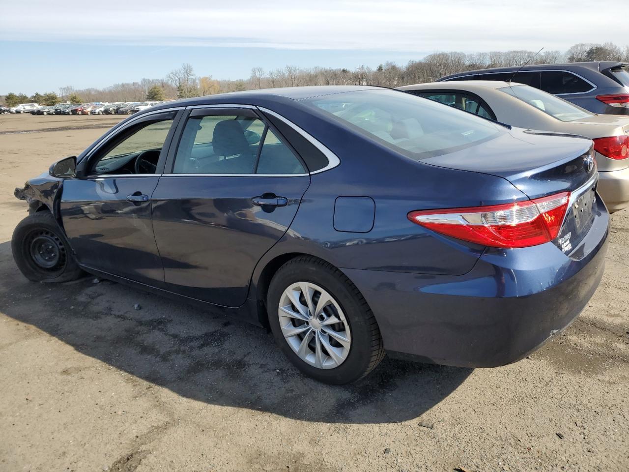 2017 TOYOTA CAMRY LE - Image 2