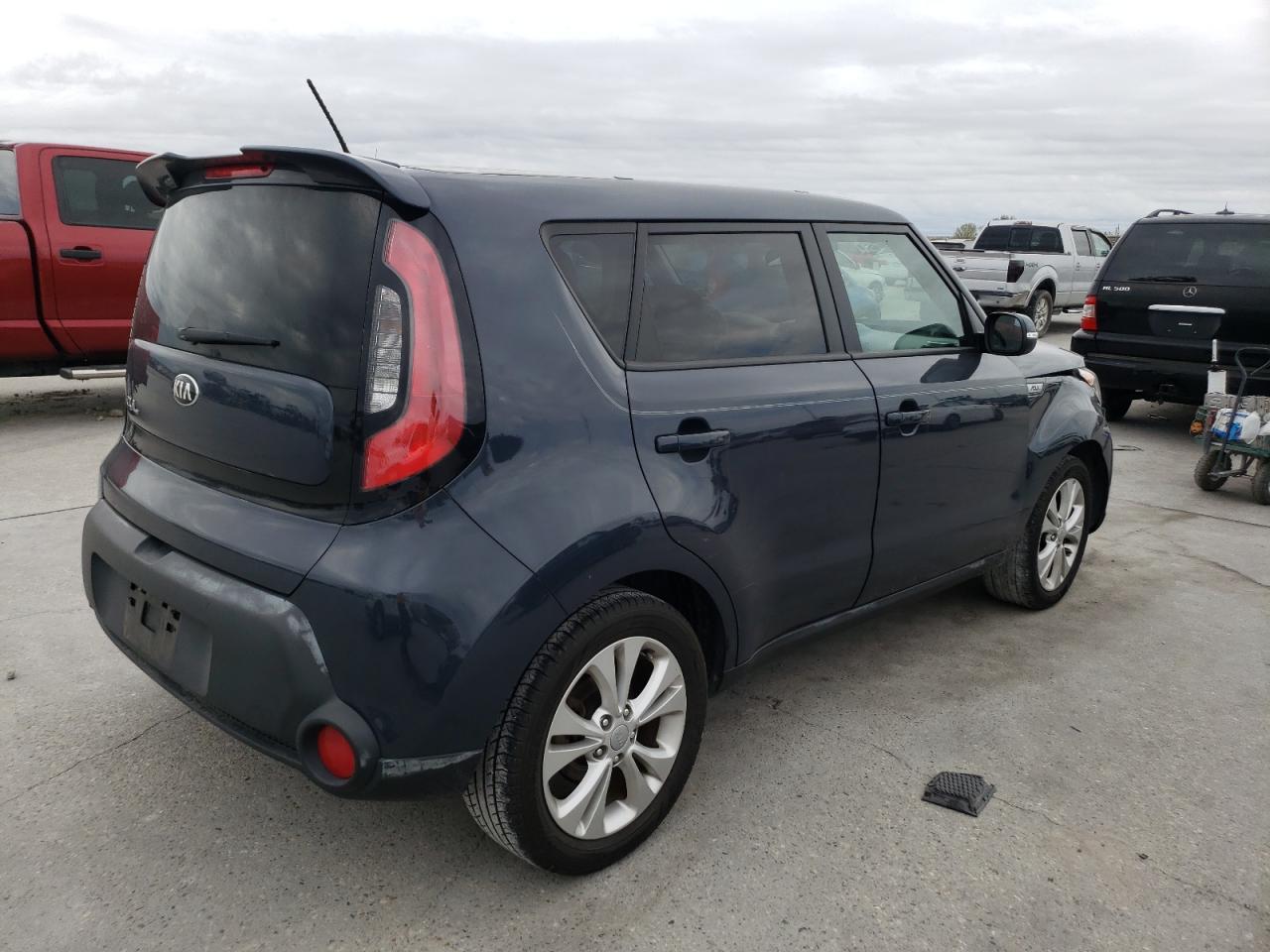 2014 KIA SOUL + - Image 3