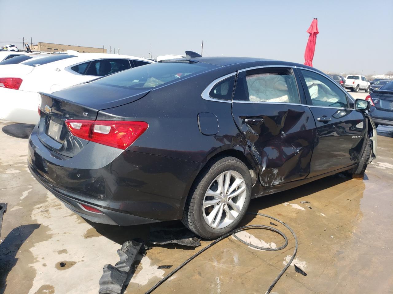 2017 CHEVROLET MALIBU LT - Image 3