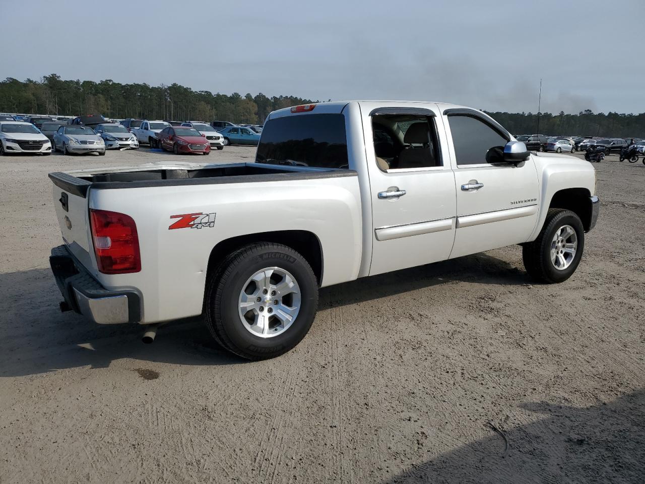 2012 CHEVROLET SILVERADO - Фото 3