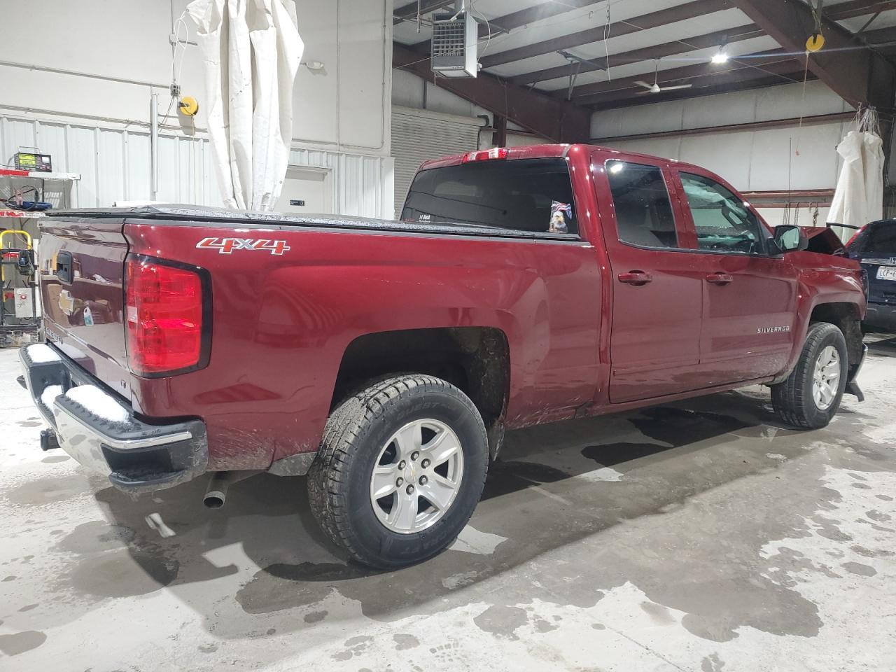 2017 CHEVROLET SILVERADO - Фото 3