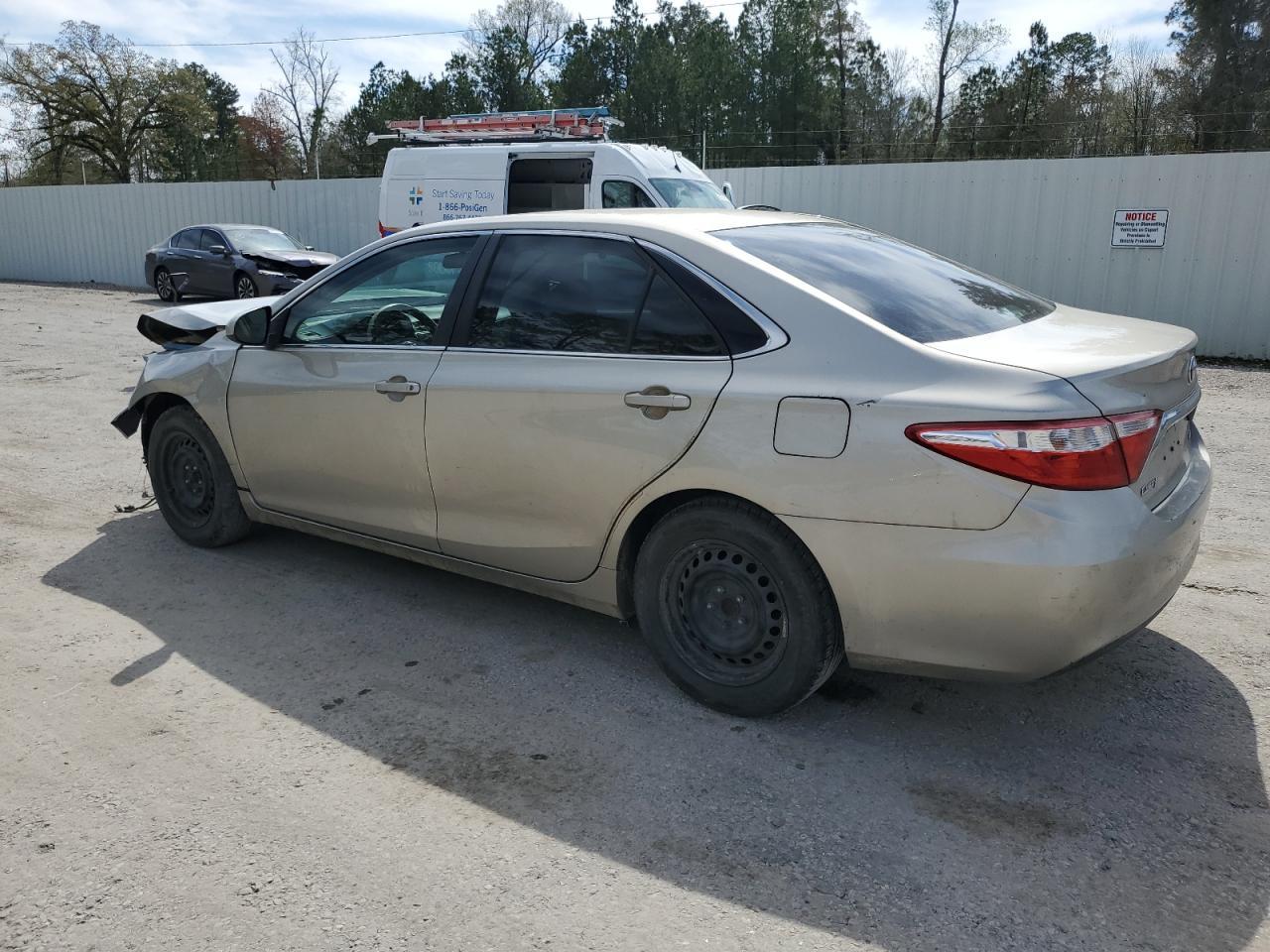2016 TOYOTA CAMRY LE - Фото 2