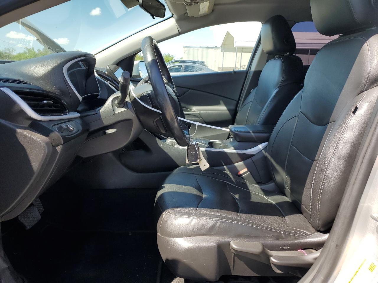 2017 CHEVROLET VOLT LT - Image 7