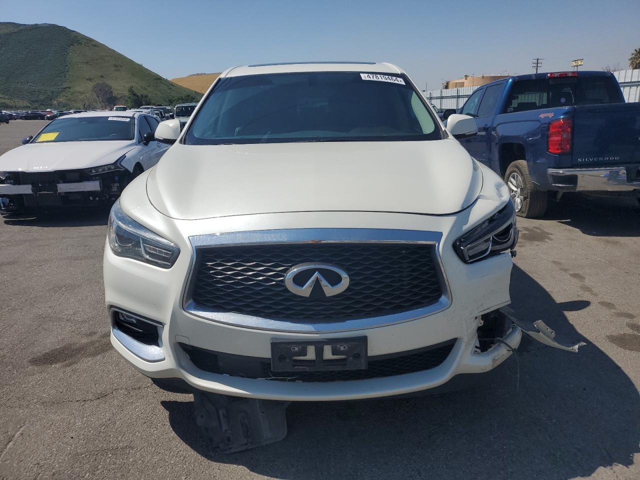 2017 INFINITI QX60 - Фото 5