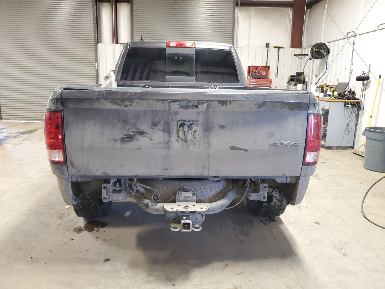 2015 RAM 1500 SLT - Image 6