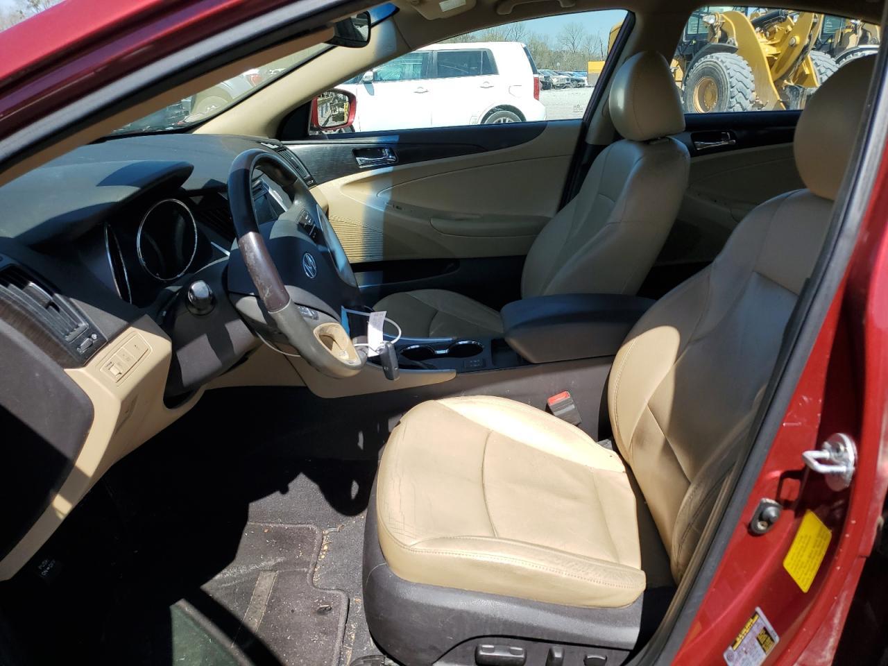 2011 HYUNDAI SONATA SE - Image 7