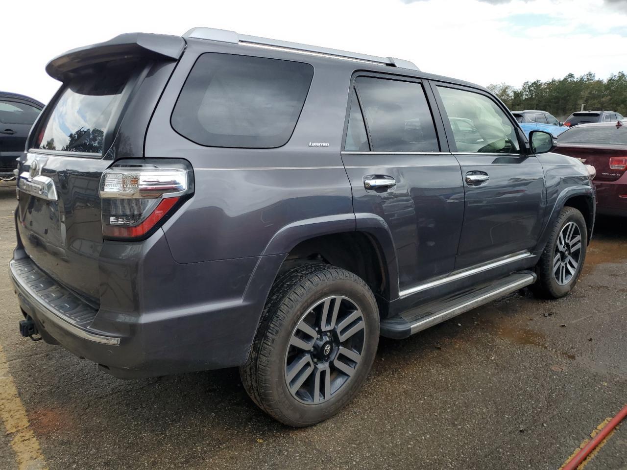 2019 TOYOTA 4RUNNER SR - Фото 3