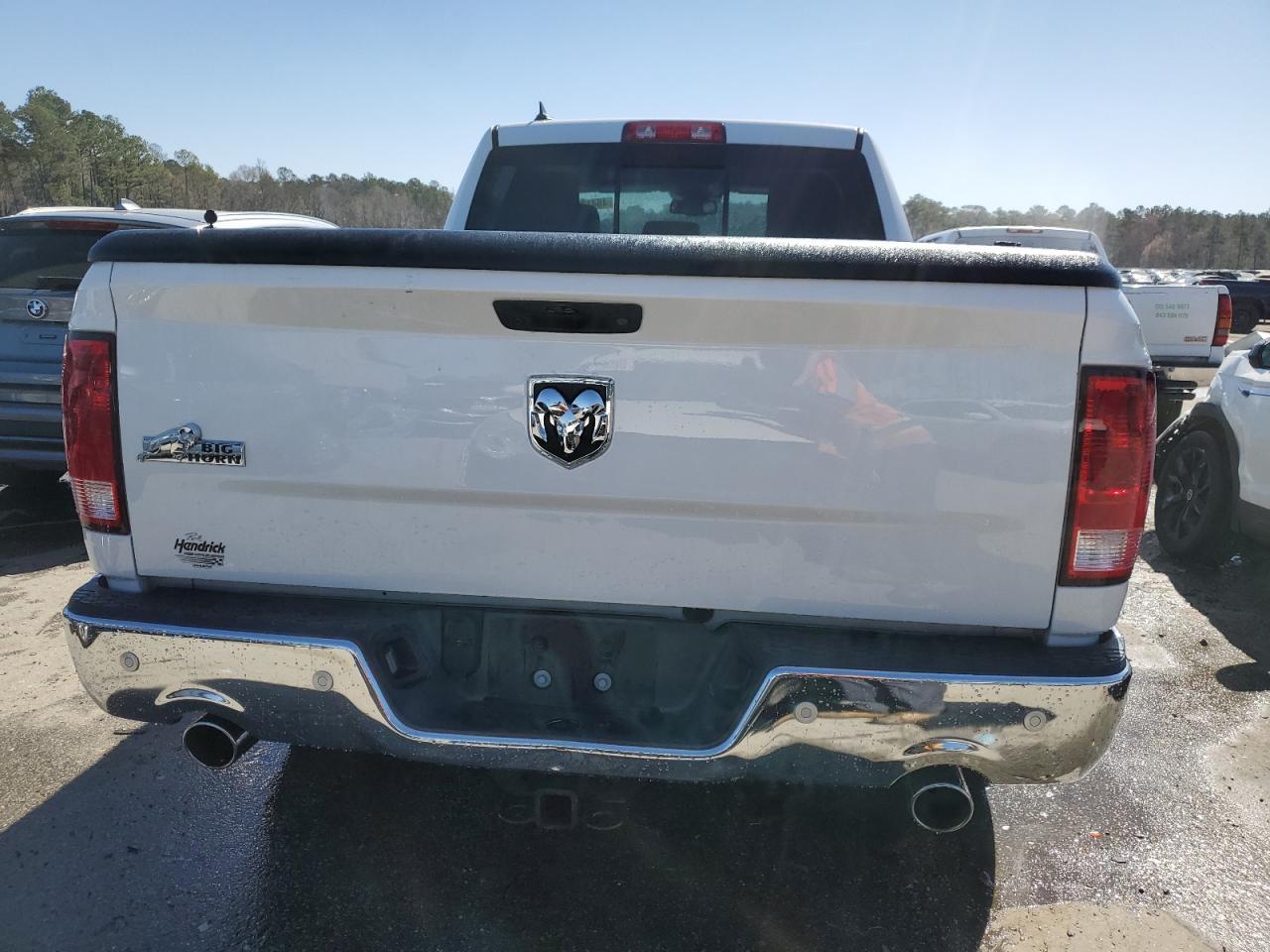 2017 RAM 1500 SLT - Фото 6