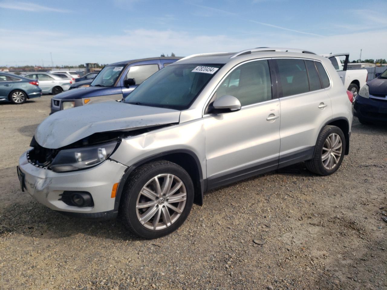 2015 VOLKSWAGEN TIGUAN S