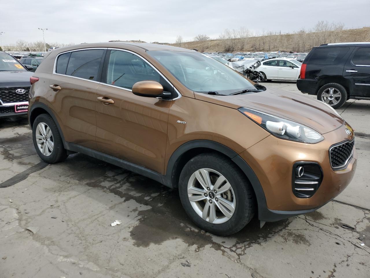 2017 KIA SPORTAGE L - Image 4