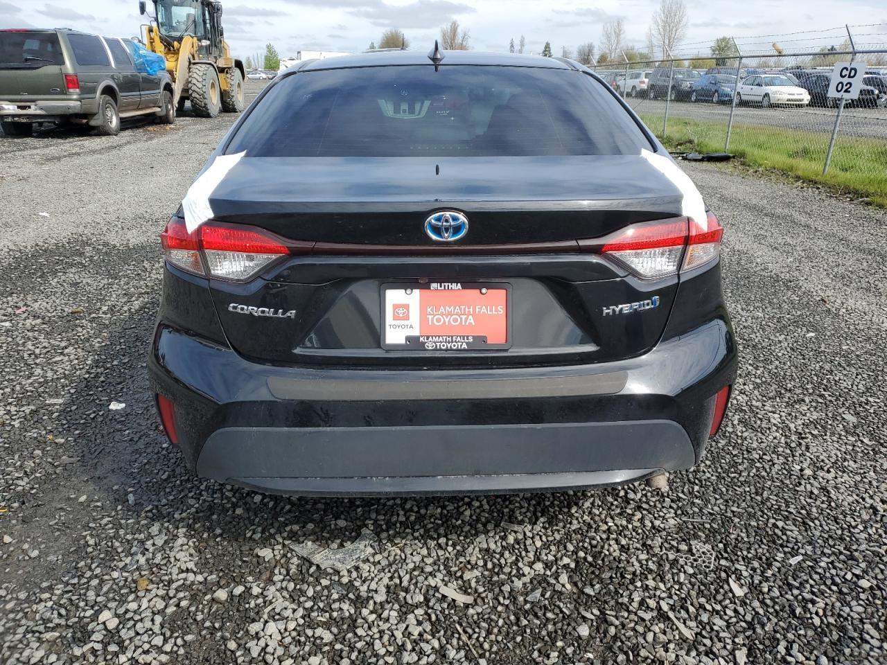 2020 TOYOTA COROLLA LE - Фото 6