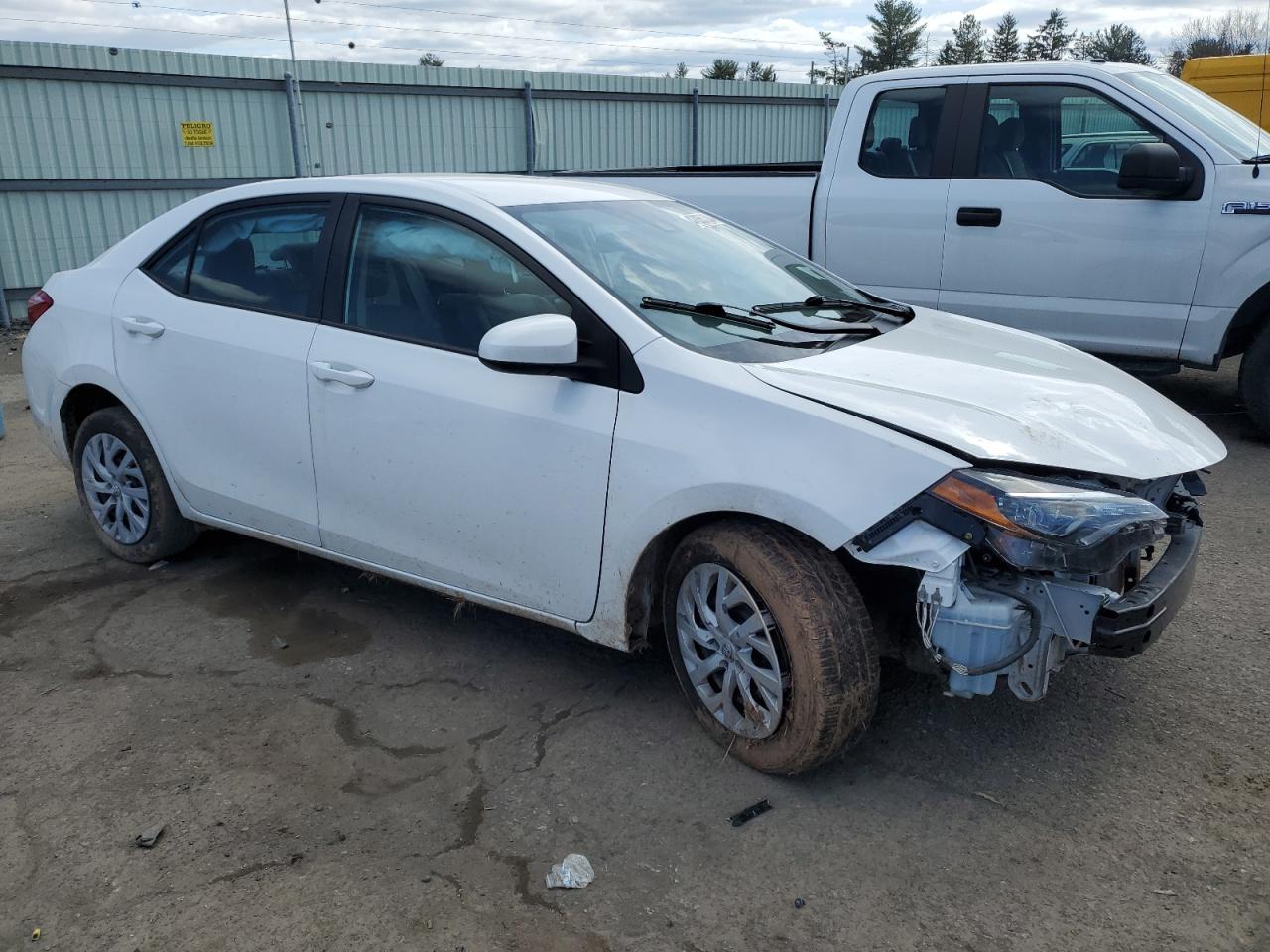 2018 TOYOTA COROLLA L - Image 4