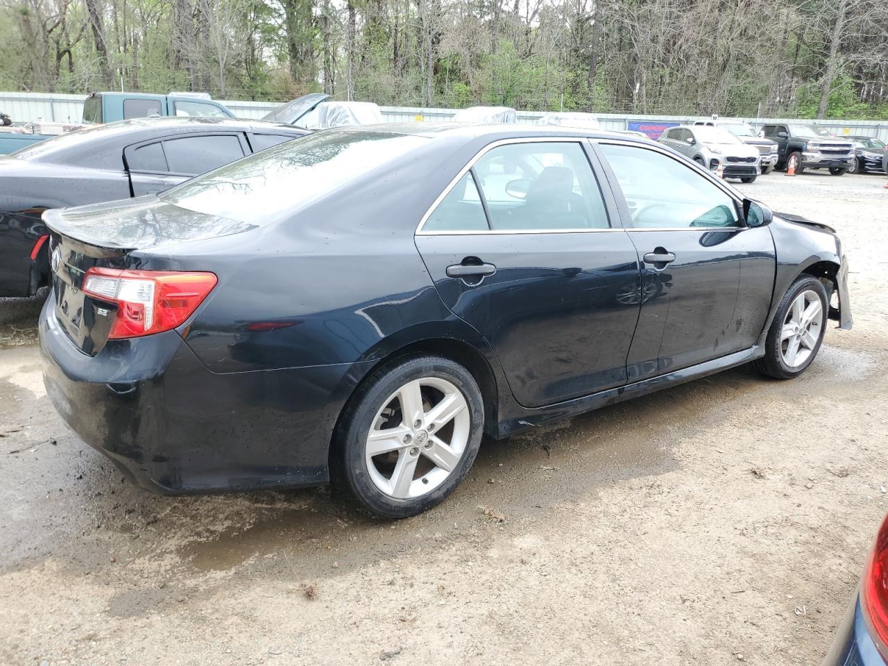 2014 TOYOTA CAMRY L - Image 3