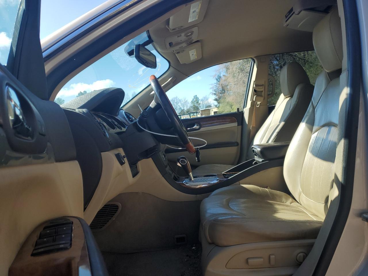 2011 BUICK ENCLAVE CX - Image 7