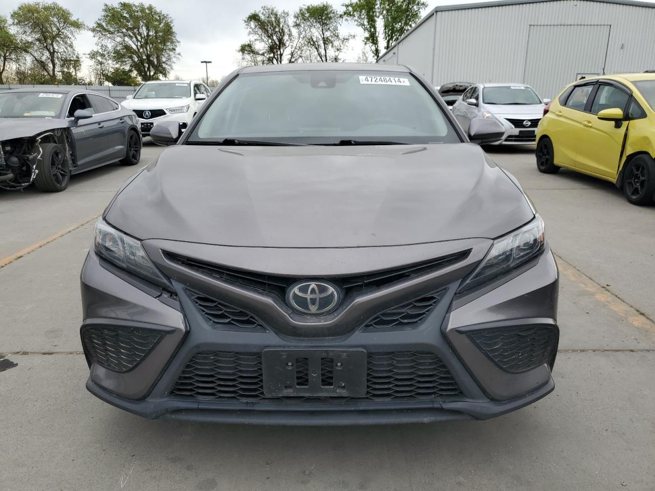 2021 TOYOTA CAMRY SE - Image 5